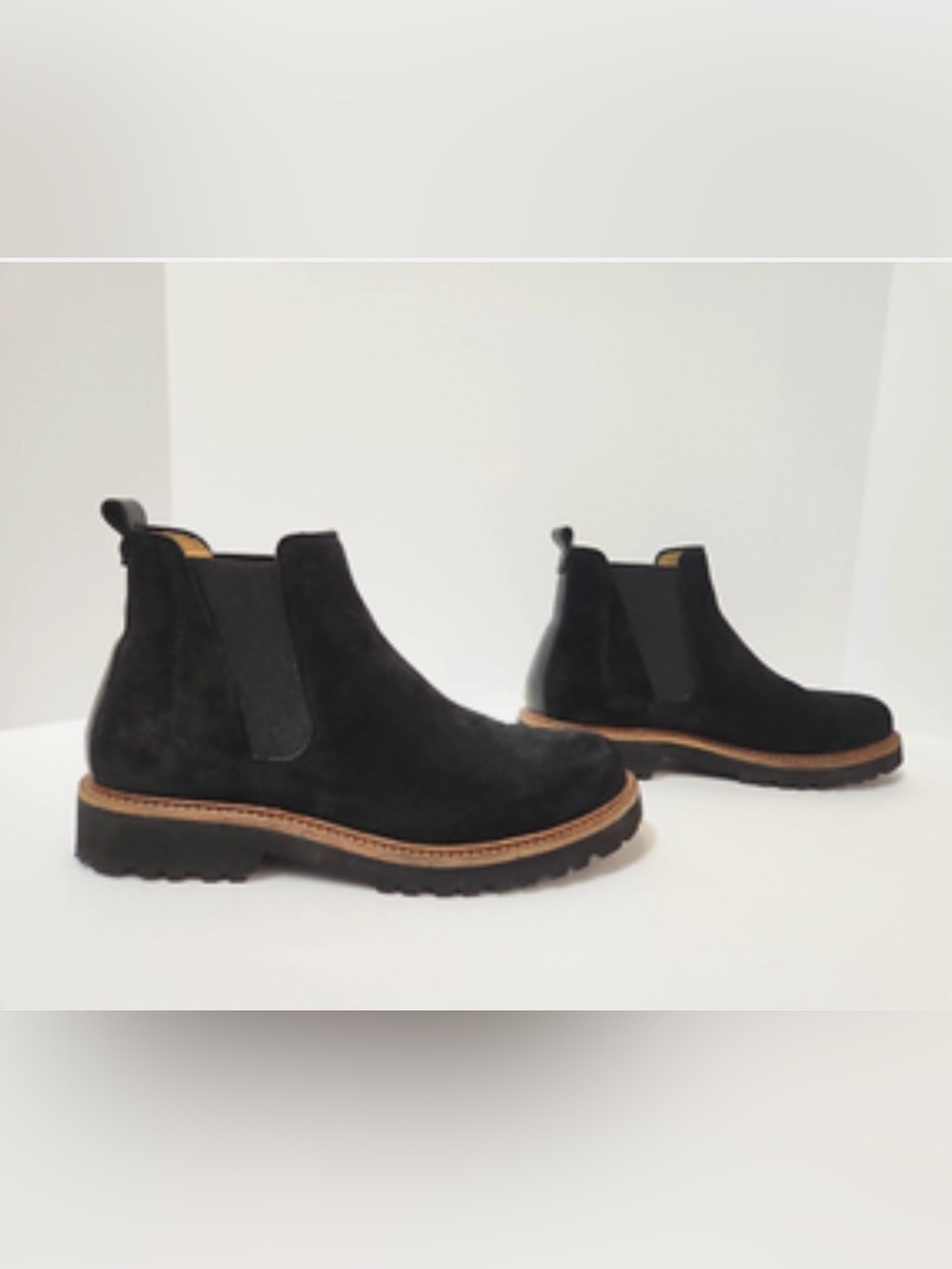 Samuel Hubbard 24 seven women’s Chelsea leather Boots size 9.5